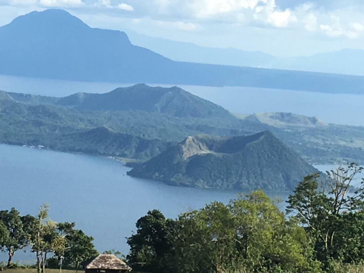 Апартаменти A Million Dollar View Tagaytay City Екстер'єр фото